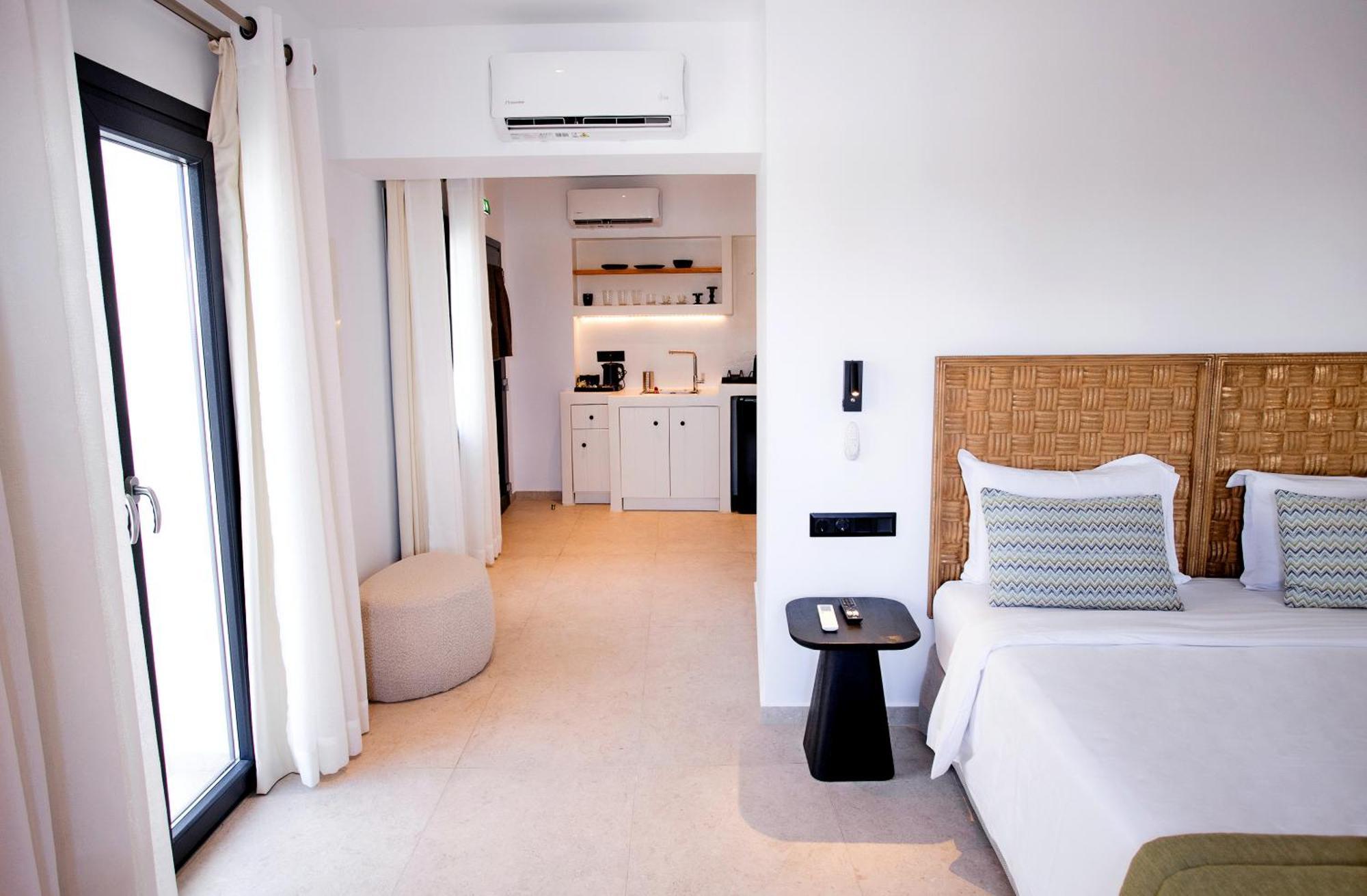 La Maltese Boutique Paros Apartment Naousa  Room photo
