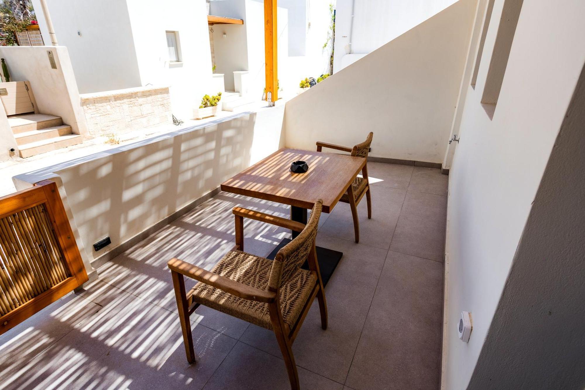 La Maltese Boutique Paros Apartment Naousa  Exterior photo
