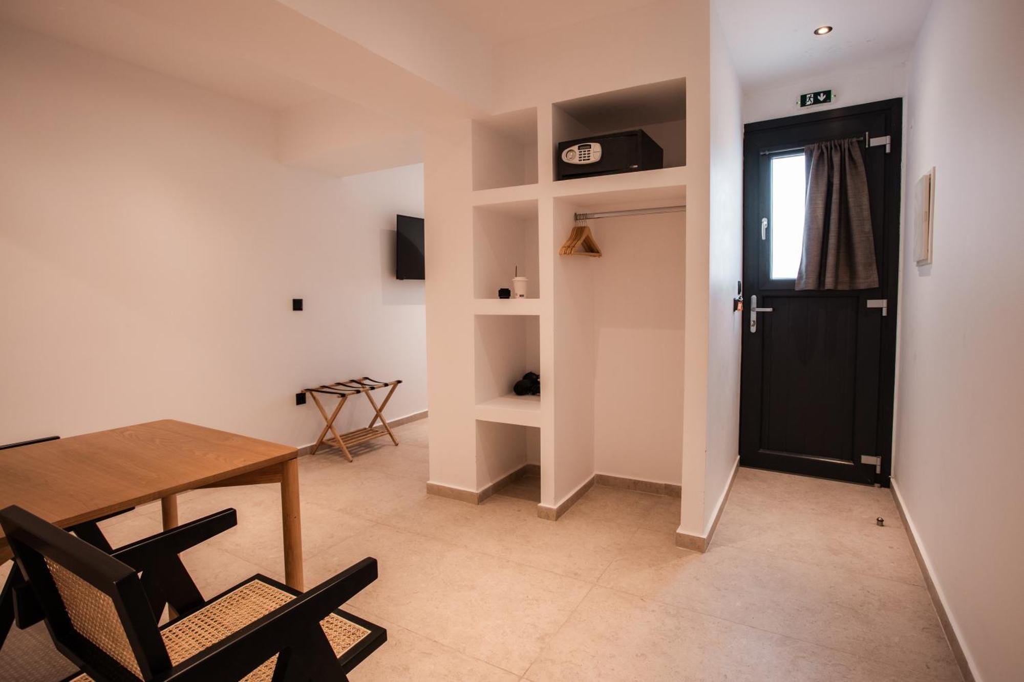 La Maltese Boutique Paros Apartment Naousa  Room photo